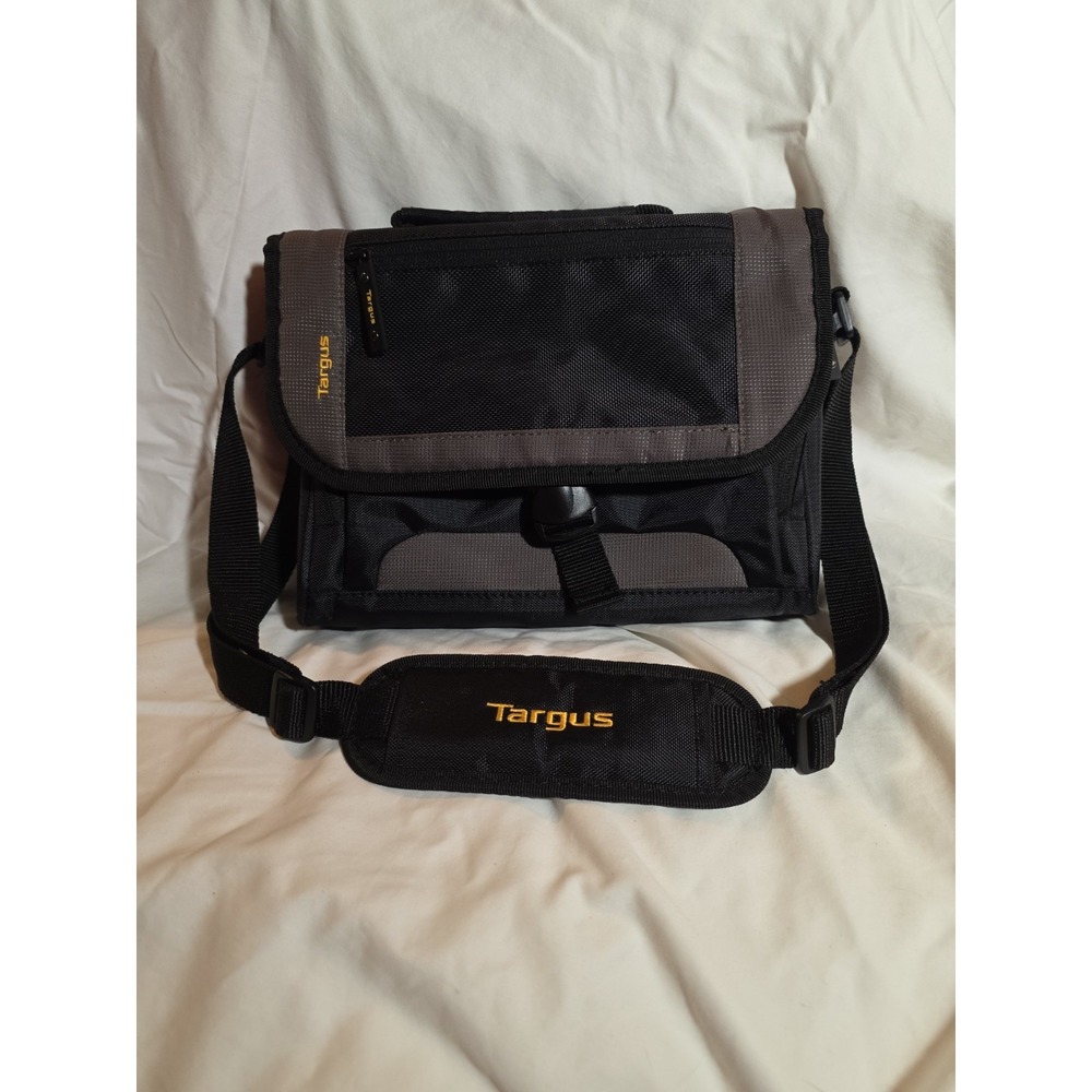 Targus 11 Inch Messenger Bag